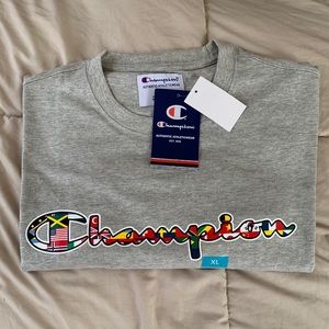 Champion World Nations Tee🇺🇸🇨🇦🇯🇵🇨🇳🇨🇺